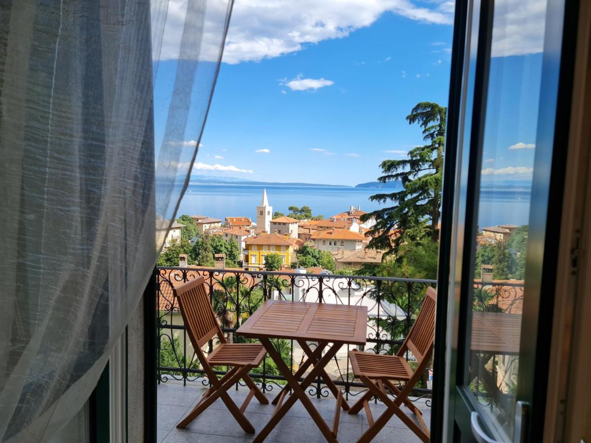 Villa Jure - Apartment Mirjana Lovran Εξωτερικό φωτογραφία